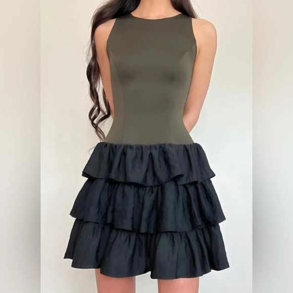 NWT RACHEL Rachel Roy Dark Green Black with Glitter Dress Tiered Ruffles - Picture 1 of 10